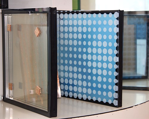 Insulating glass