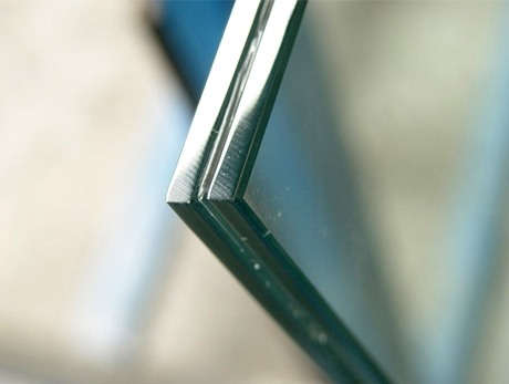 Laminated glass